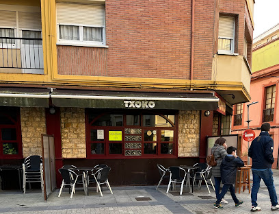 Café Bar Txoko Luanco - C. Salvador Escandón, 20, 33440 Luanco, Asturias, Spain