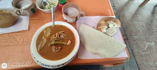 Comedor La Chinita - Camino antiguo a, Cam. a San Lorenzo km. 1, Santa María Atzompa, Oax., Mexico