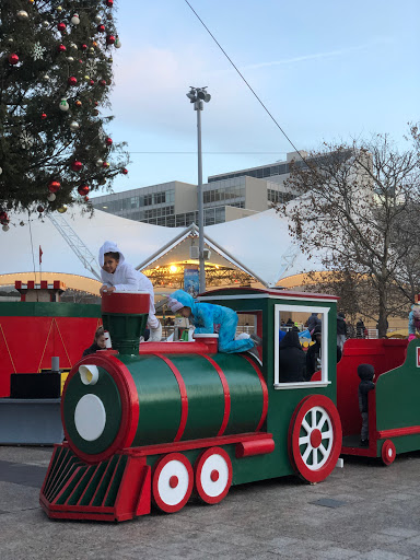 Department Store «Halls Kansas City», reviews and photos, 2450 Grand Blvd #333, Kansas City, MO 64108, USA