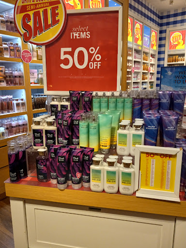 Beauty Supply Store «Bath & Body Works», reviews and photos, 330 SW 145th Terrace, Pembroke Pines, FL 33027, USA