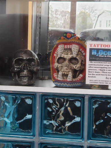 Tattoo Shop «Moving Shadow Ink», reviews and photos, 4328 W Forest Home Ave, Milwaukee, WI 53219, USA