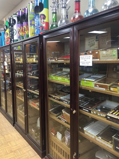 Tobacco Shop «Palos Tobacco», reviews and photos, 13430 S Ridgeland Ave, Palos Heights, IL 60463, USA