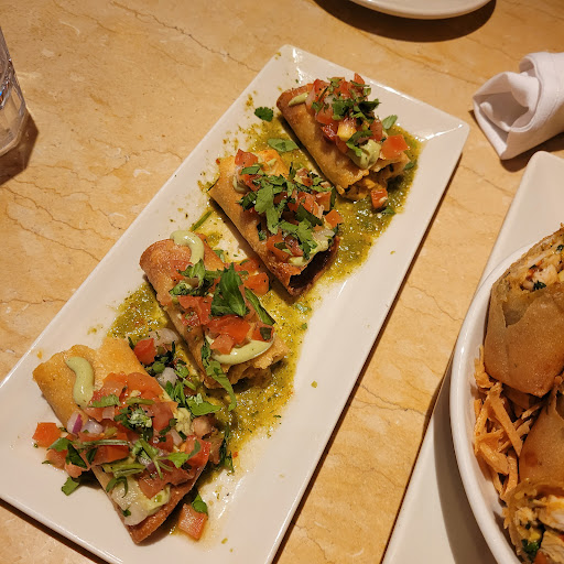 Restaurant «The Cheesecake Factory», reviews and photos, 2901 S Capital of Texas Hwy, Austin, TX 78746, USA