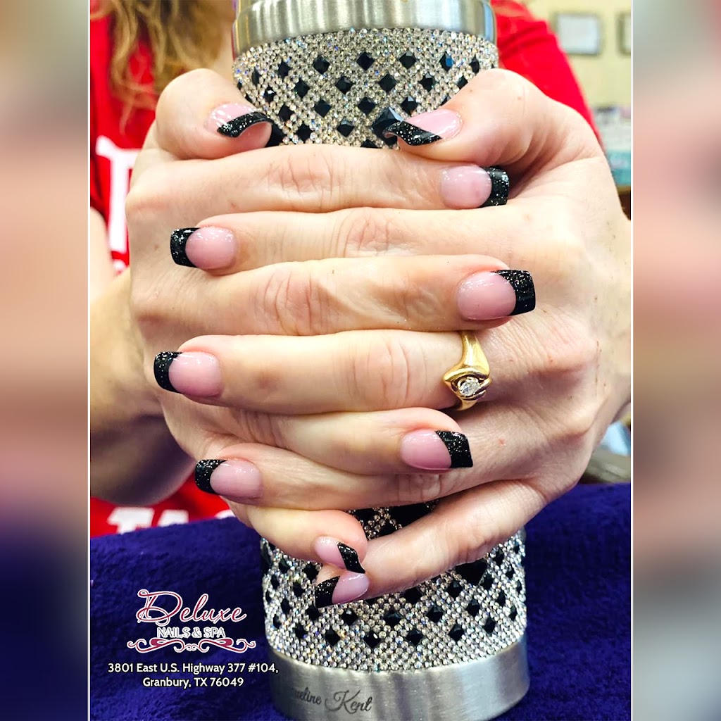 DELUXE NAILS & SPA 76049