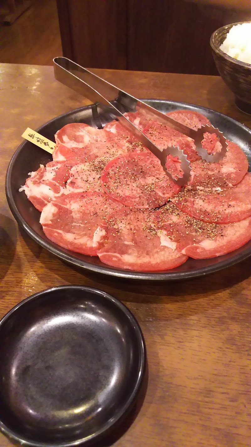 佐古酒場 情熱ホルモン 徳島県徳島市佐古七番町 焼肉店 グルコミ