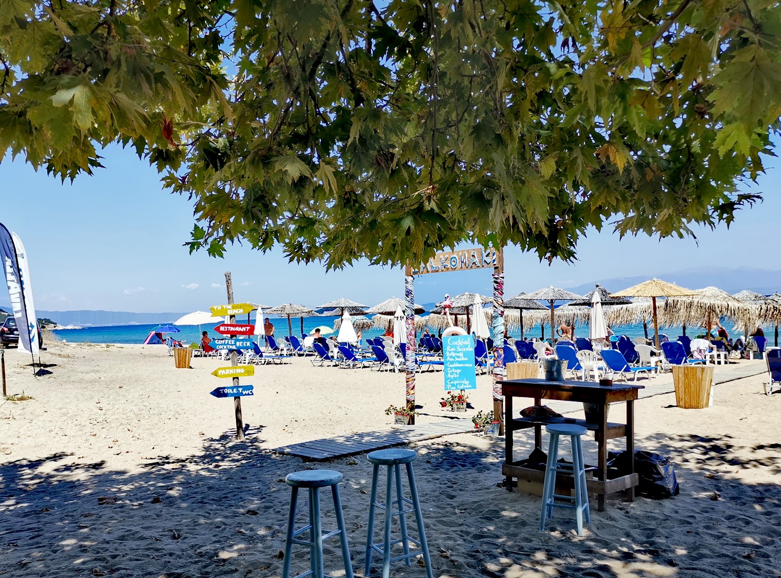 Fotografija Plaža Vina priljubljeno mesto med poznavalci sprostitve