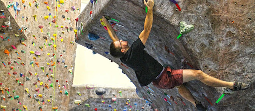 Rock Climbing Gym «Hangar 18 Indoor Climbing Gym - East Riverside», reviews and photos, 2111 Iowa Ave, Riverside, CA 92507, USA