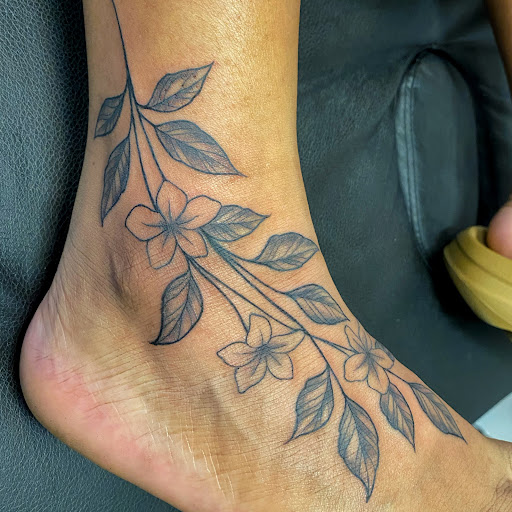 Explore women's hip tattoo ideas, creative tattoo ideas in Raleigh, available at Raleigh Tattoo Company