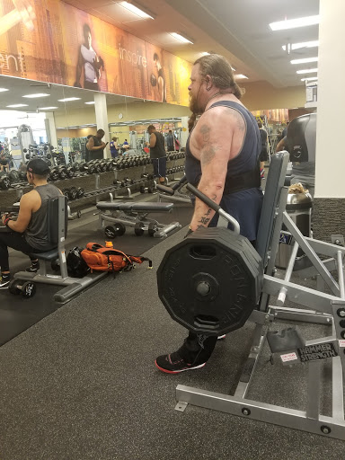 Gym «LA Fitness», reviews and photos, 14905 4th Ave SW, Burien, WA 98166, USA