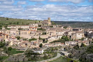 Mirador De Zuloaga image