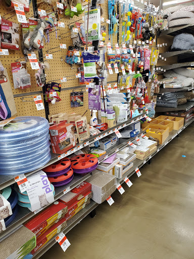 Pet Supply Store «Pet Supplies Plus», reviews and photos, 120 Sara Way, Belle Vernon, PA 15012, USA