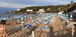Foto von Spiaggia di Bescile mit geräumige bucht