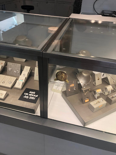 Jewelry Store «Kay Jewelers», reviews and photos, 11200 Lakeline Mall Dr #7, Cedar Park, TX 78613, USA