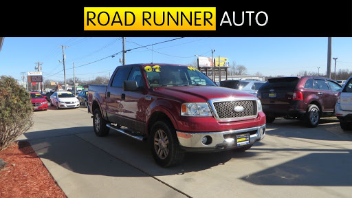 Used Car Dealer «Road Runner Auto Sales & Service», reviews and photos, 2100 16th Ave SW, Cedar Rapids, IA 52404, USA