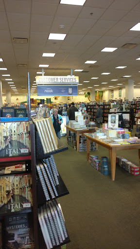 Book Store «Barnes & Noble», reviews and photos, 6050 El Cerrito Plaza, El Cerrito, CA 94530, USA