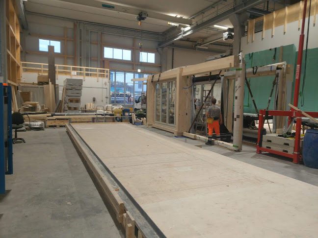 Implenia Schweiz AG - Holzbau - Bauunternehmen