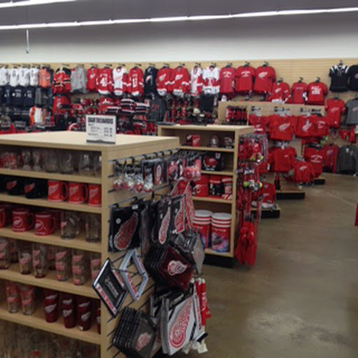 Sportswear Store «Rally House Shelby Charter Township», reviews and photos, 14257 Hall Rd, Shelby Charter Township, MI 48315, USA