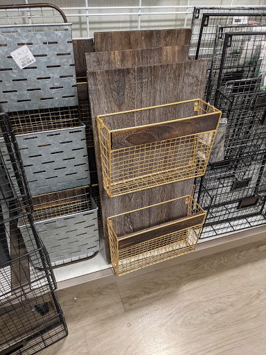 Department Store «T.J. Maxx & HomeGoods», reviews and photos, 2685 South Rd, Poughkeepsie, NY 12601, USA