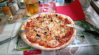 Pizza du restaurant Le Tyrol à Les Gets - n°7