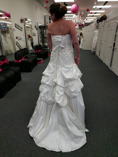 Bridal Shop «Bride To Be Consignment», reviews and photos, 8925 Penn Ave S, Bloomington, MN 55431, USA