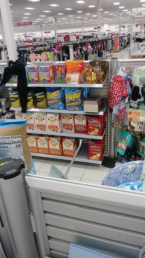 Clothing Store «Burlington Coat Factory», reviews and photos, 2031 Mannheim Rd, Melrose Park, IL 60160, USA