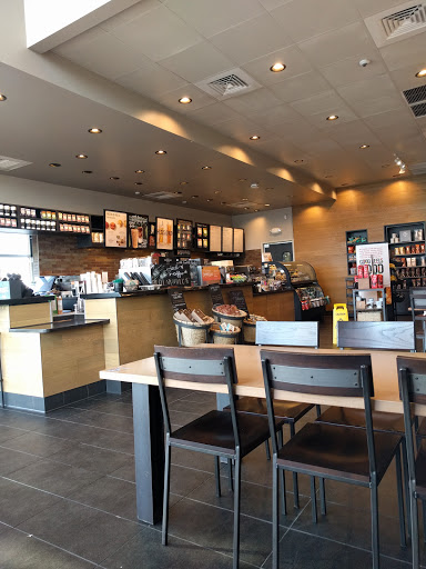 Coffee Shop «Starbucks», reviews and photos, 4255 Genesee St #100, Cheektowaga, NY 14225, USA