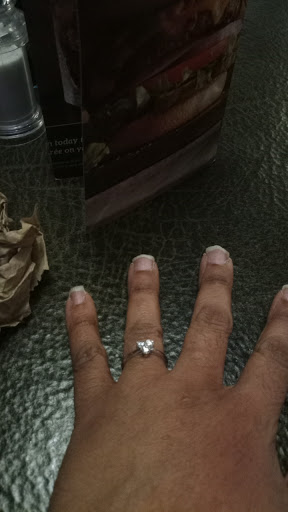 Jewelry Store «Kay Jewelers», reviews and photos, 520 Amsterdam Commons, Amsterdam, NY 12010, USA