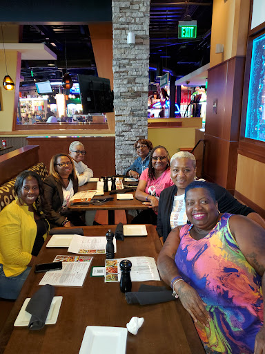 Sports Bar «Uptown Alley», reviews and photos, 6101 Brad McNeer Pkwy, Midlothian, VA 23112, USA