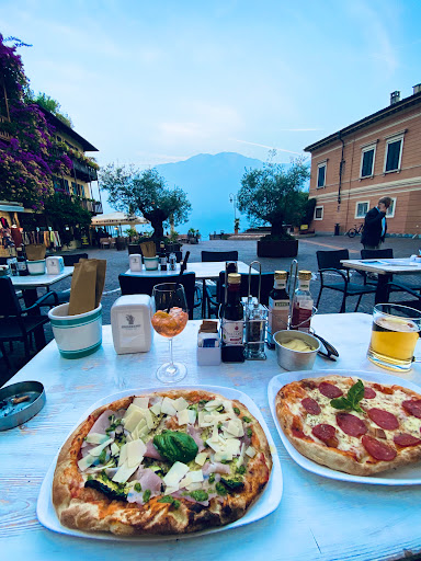 GianMartin - Pizza, pasta, Hamburger & Tiramisù in Limone sul Garda, Provincia di Brescia