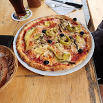 Photo n°3 de l'avis de Chia-chen.e fait le 23/08/2020 à 19:55 sur le  Pizzeria Vesuvio à Farchant