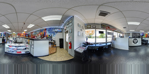 Tattoo Shop «Chi-Town Effects Tattoo», reviews and photos, 419 S Lake St, Aurora, IL 60506, USA