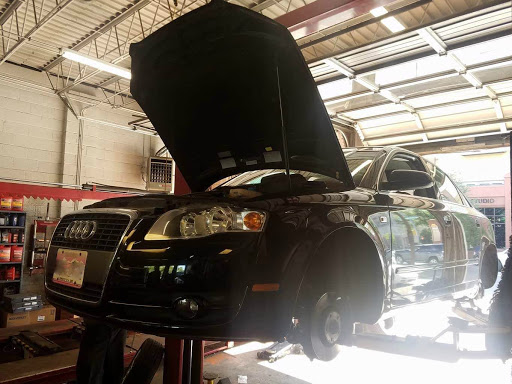 Auto Repair Shop «Golden Triangle Auto Care», reviews and photos, 1112 Speer Blvd, Denver, CO 80204, USA