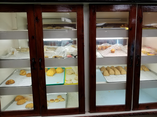 Mexican Grocery Store «El Tiempo Market», reviews and photos, 5526 Washington Ave, Houston, TX 77007, USA