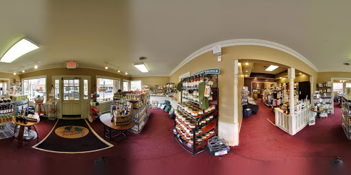 Wine Store «Grapevine Cottage», reviews and photos, 61 S Main St, Zionsville, IN 46077, USA