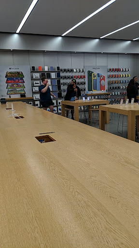 Computer Store «Apple Washington Square», reviews and photos, 9585 SW Washington Square Rd, Tigard, OR 97223, USA