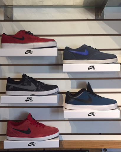 Skateboard Park «Asylum Skate Park», reviews and photos, 29850 Skokie Hwy, Lake Bluff, IL 60044, USA