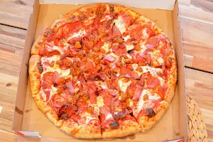 Mm Mm Pizza image