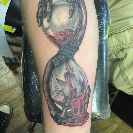 Tattoo Shop «Red Room Social Club Emporium», reviews and photos, 115 W Nepessing St, Lapeer, MI 48446, USA