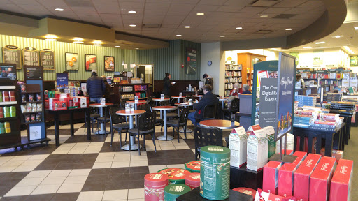 Book Store «Barnes & Noble», reviews and photos, 102 Commons Dr, Geneva, IL 60134, USA