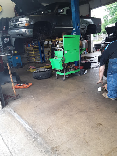 Auto Repair Shop «Jiffy Lube», reviews and photos, 1118 S Scatterfield Rd, Anderson, IN 46012, USA