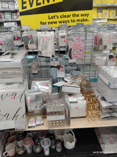 Craft Store «Michaels», reviews and photos, 130 Lincoln Square, Arlington, TX 76011, USA