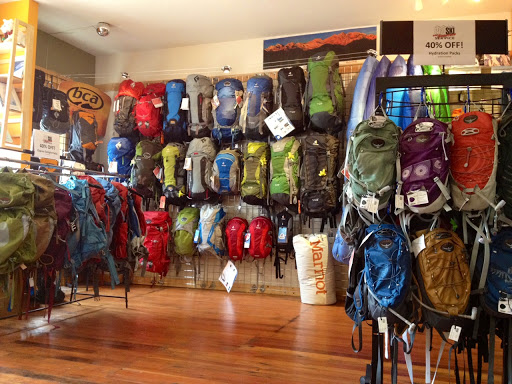 Outdoor Sports Store «Pro Ski and Mountain Service», reviews and photos, 108 W North Bend Way, North Bend, WA 98045, USA
