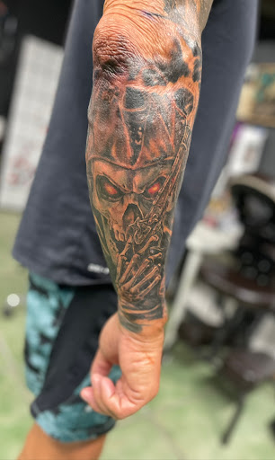 Explore dainty flower tattoo ideas, creative tattoo ideas in Saint Petersburg, available at Cthulhu Tattoo & Body Piercing