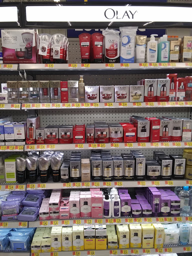 Department Store «Walmart Supercenter», reviews and photos, 814 W Bell Ave, Knoxville, IA 50138, USA