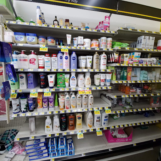 Home Goods Store «Dollar General», reviews and photos, 176 E Grant Ave, Winters, CA 95694, USA