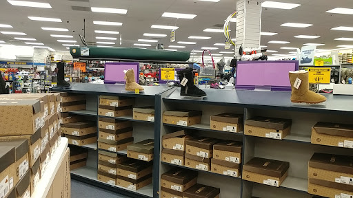 Sporting Goods Store «Big 5 Sporting Goods - Placerville», reviews and photos, 284 Placerville Dr, Placerville, CA 95667, USA