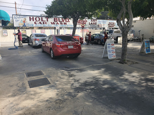 Holt Boulevard Car Wash