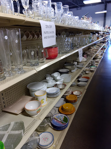 Thrift Store «St. Vincent de Paul Thrift Store and Donation Center», reviews and photos, 2300 Beechmont Ave, Cincinnati, OH 45230, USA