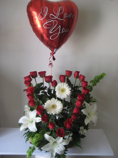 Florist «Flower Lane», reviews and photos, 933 N Garey Ave, Pomona, CA 91768, USA