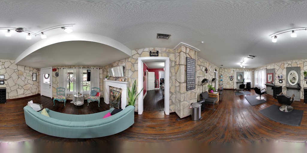 J Gibson Salon and Spa 78023